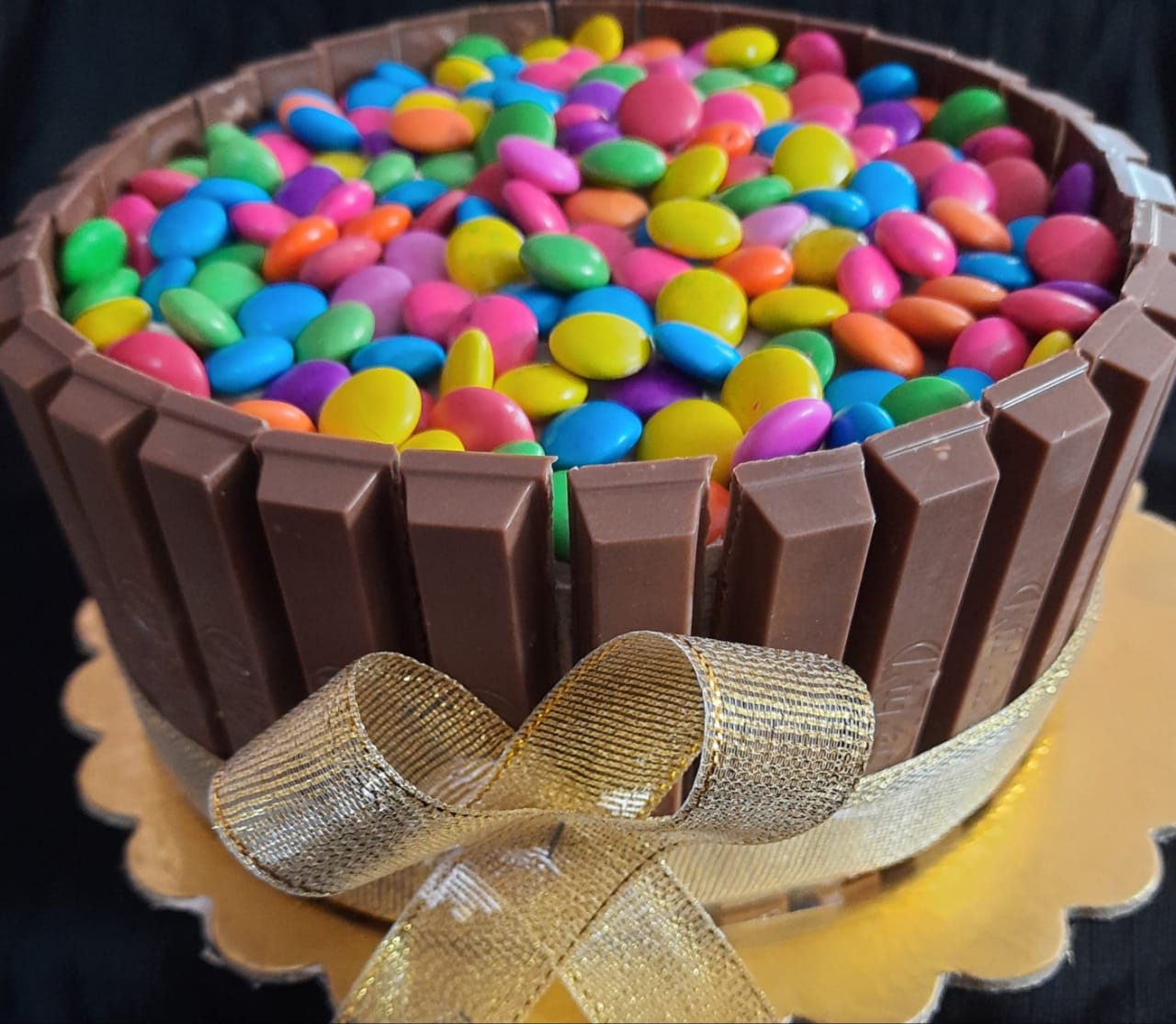 Kitkat cake